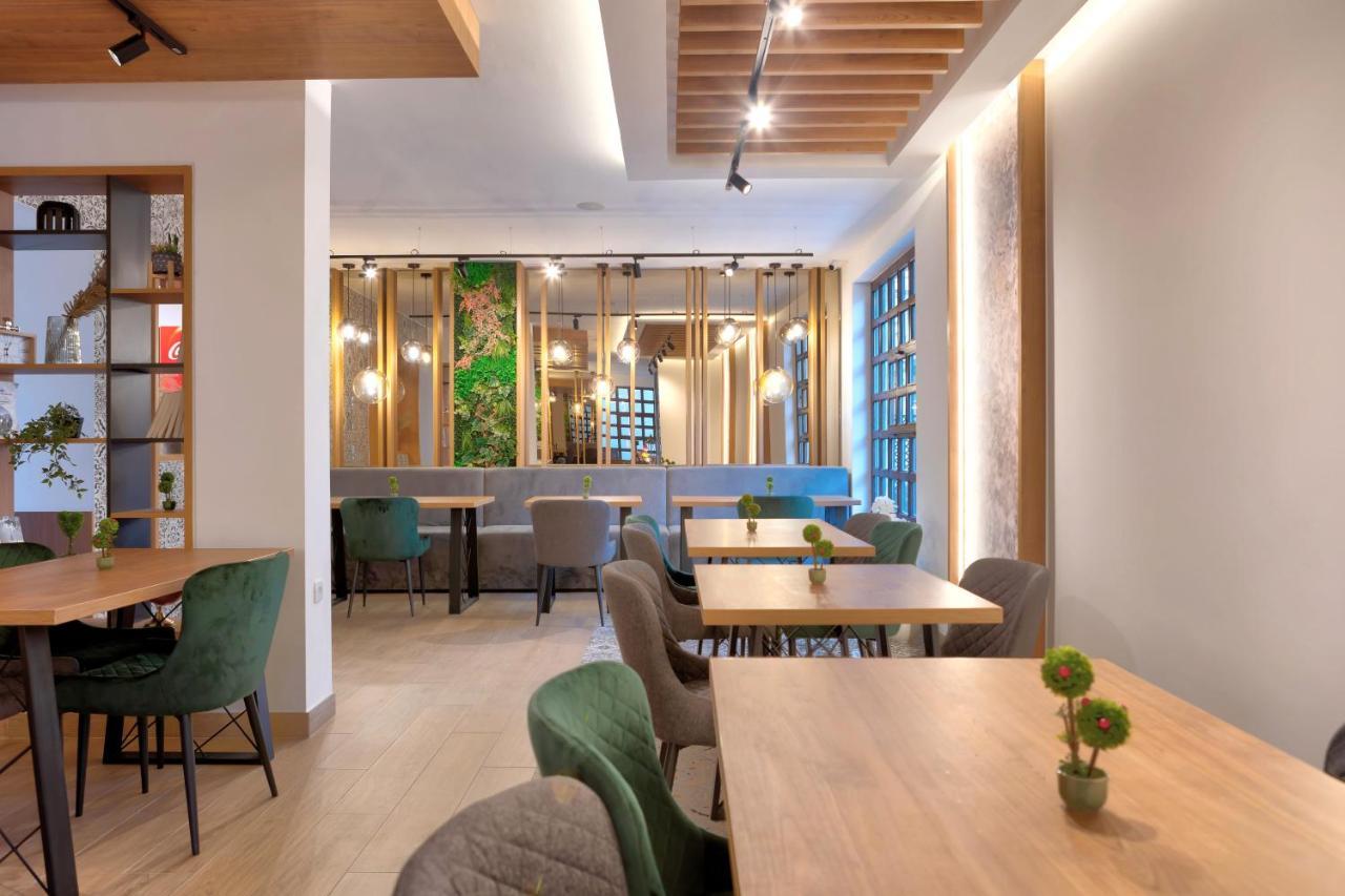 Hotel Sinan Han Мостар Екстериор снимка